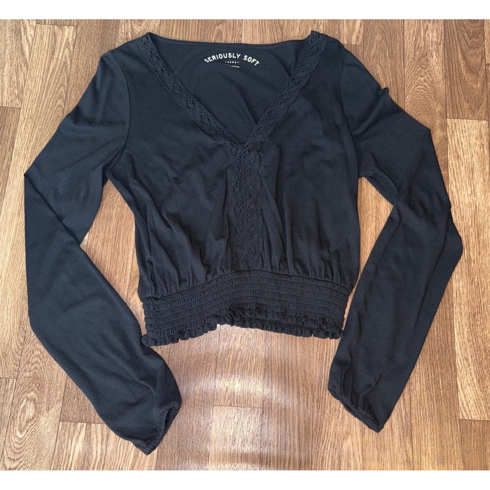 Aeropostale‎ Seriously Soft Black Lace V-Neck Smocked Crop Top Long Sleeve Small